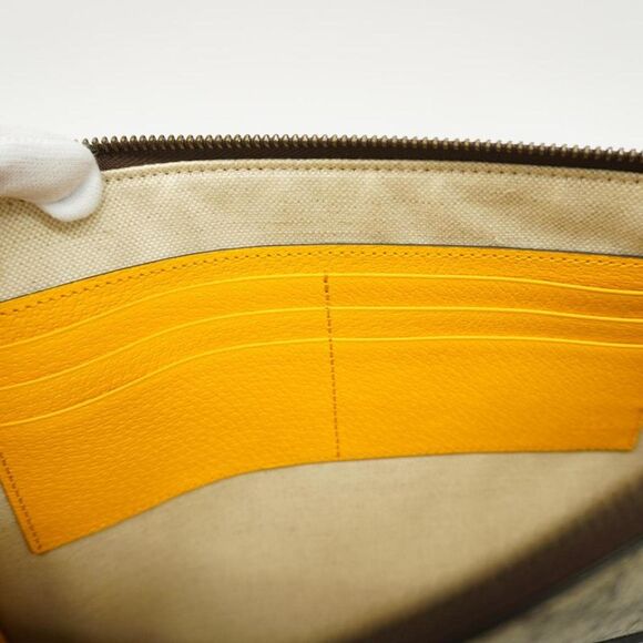 Pre Loved Gucci - Picture 7 of 8